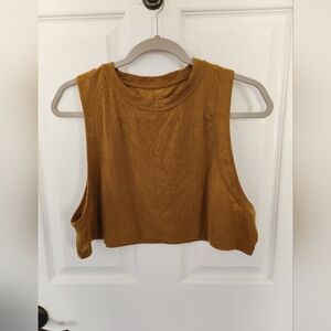 Lululemon crop tank